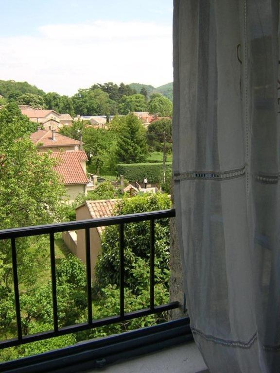 Bed and Breakfast Mas Casta Nea Thueyts Exterior foto
